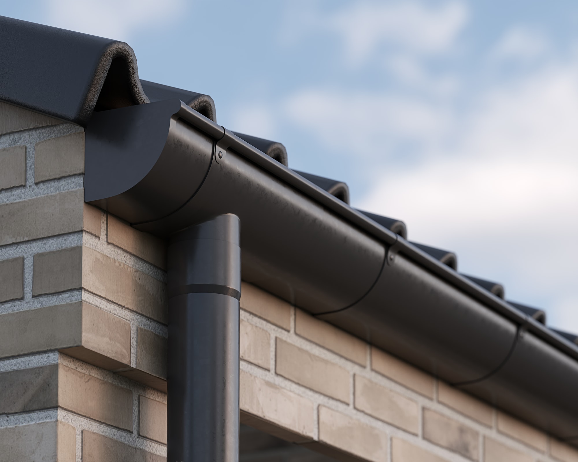 04_Close-up_sort_arkitekt_tagrende_på_nybyggeri.jp