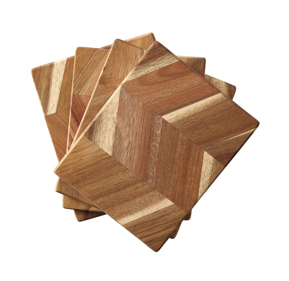 Aida smørbræt sildebensmønster i akacietræ 15 x 12 x 1 cm 4 stk.