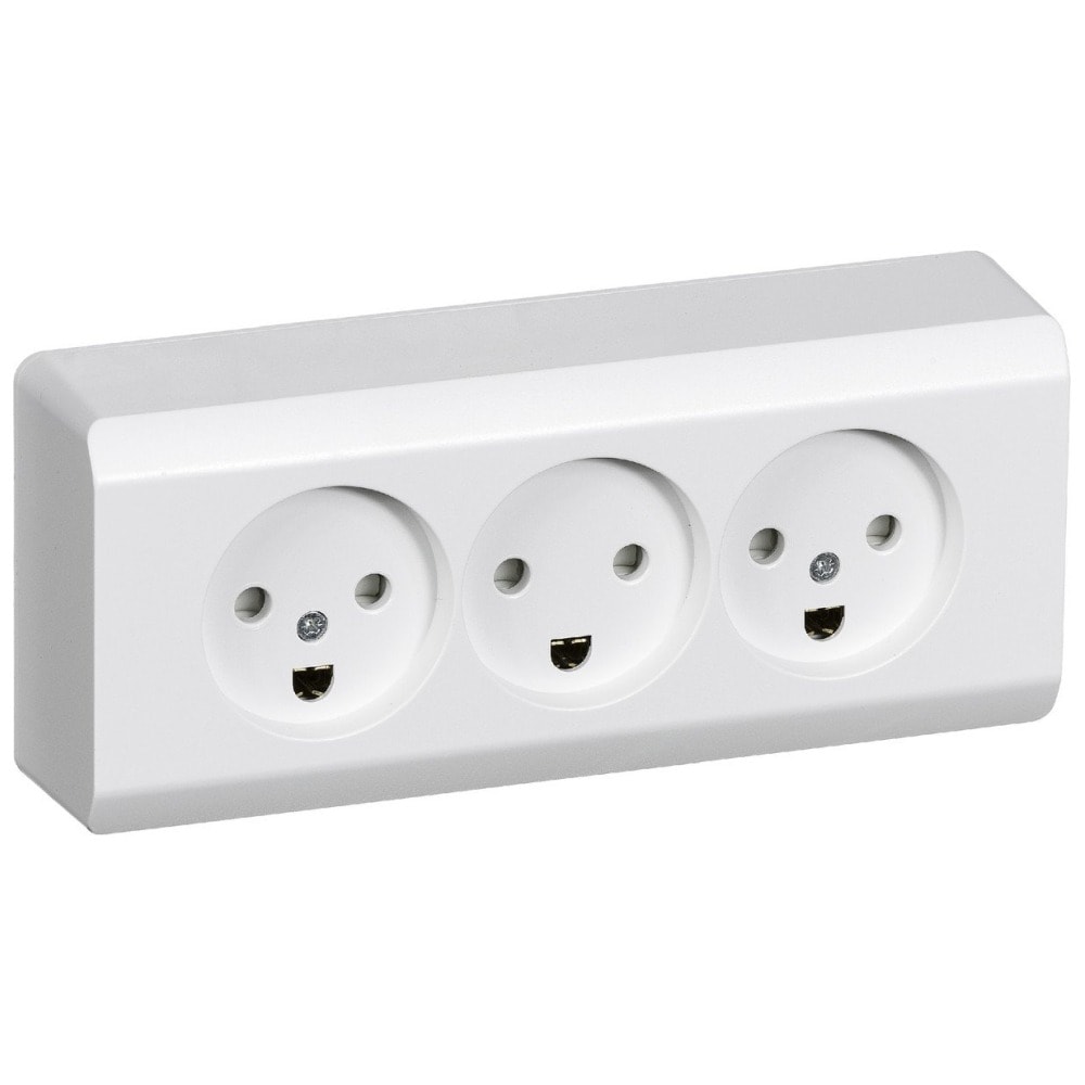 LK Opus 66 tripel stikkontakt hvid 2-pol med jord