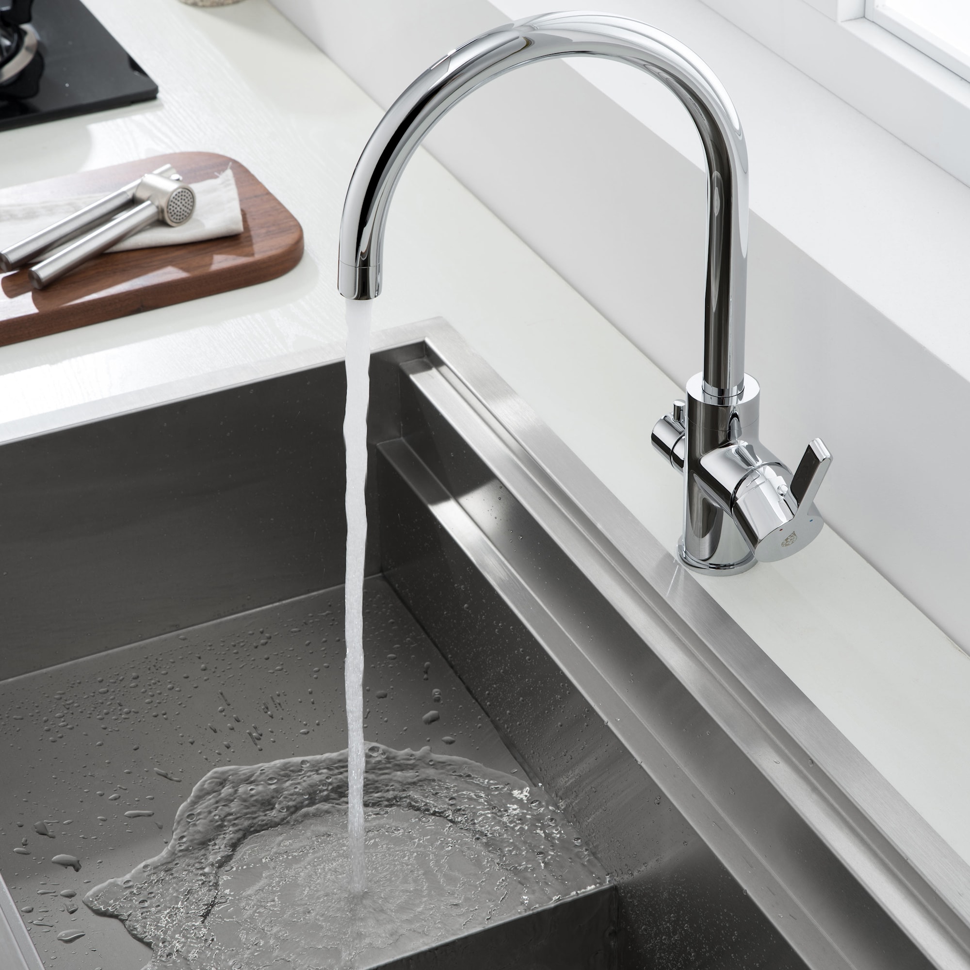 Bathlife Ocean køkkenarmatur i sort