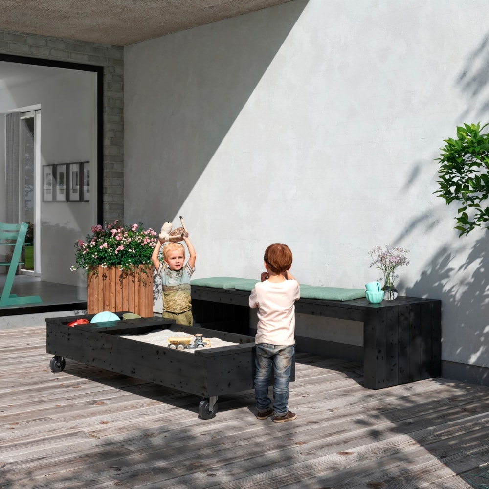 Plus Fun sandkasse og bænk i ubehandlet med hjul 60 x 180 cm