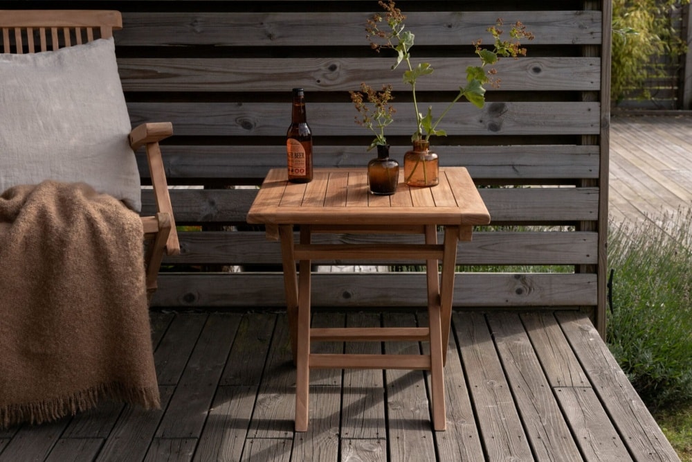 Venture Design Kenya loungebord i teak 50x50cm