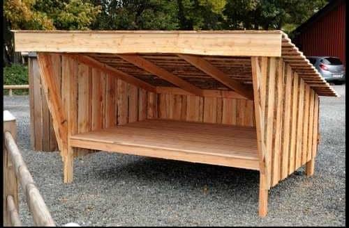 Gardenpro shelter i lærketræ 2,4 x 2,1 meter / 5 m2