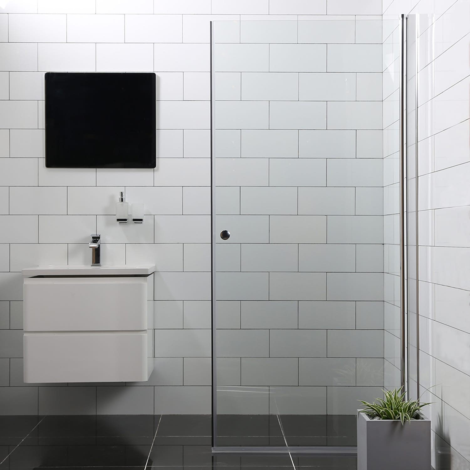 Bathlife Mångsidig Rak brusedør 100 cm i klart glas - Bruseafskærmning, Badeværelse