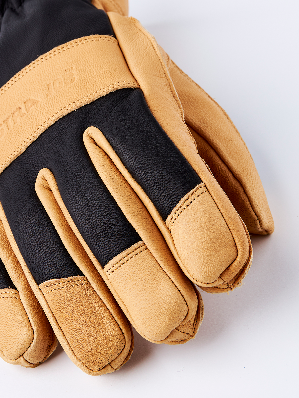 HestraJob Winter Pro 3.jpg