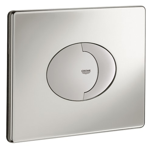 Grohe Skate Air betjeningsplade i kromtil væghængt toilet.