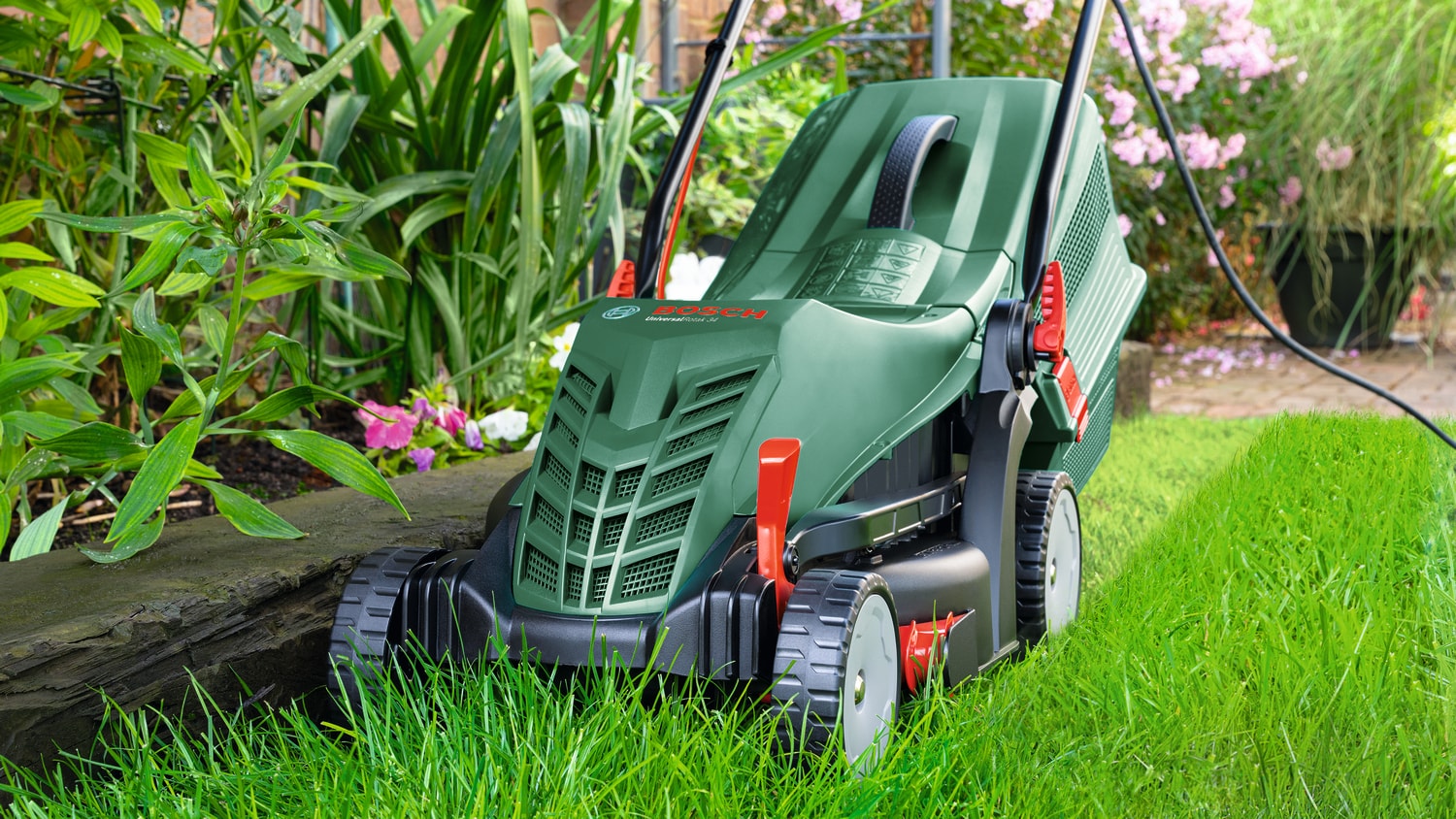 Bosch DIY plæneklipper UniversalRotak 34-405