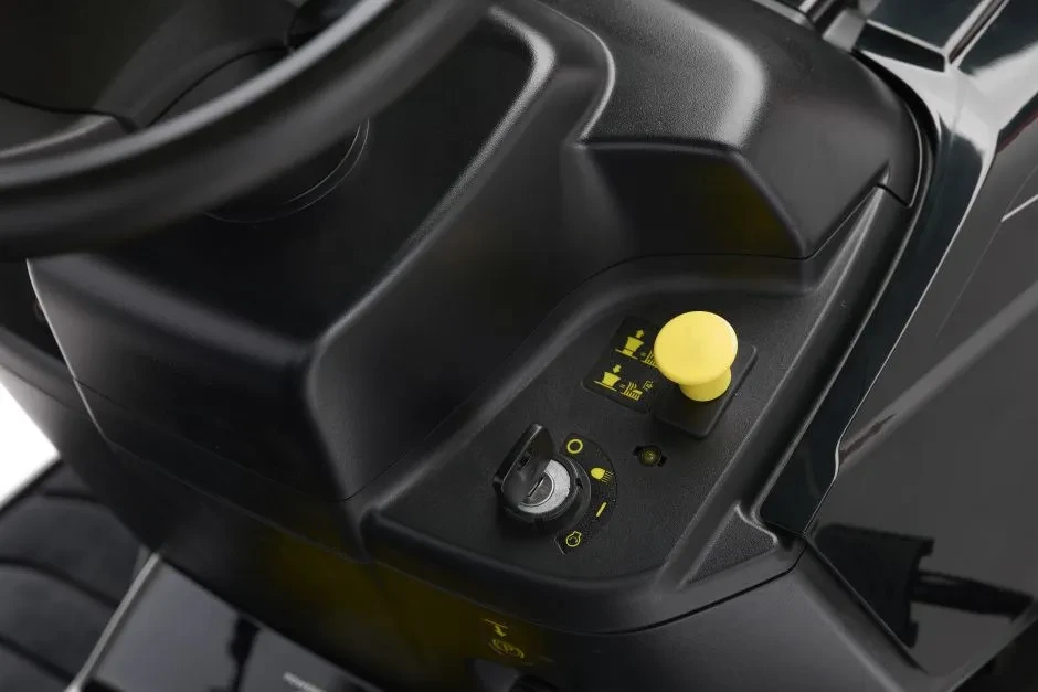 cb0bcd1b3cb225f95814210741eae2cb7122a_AT398A_2T051