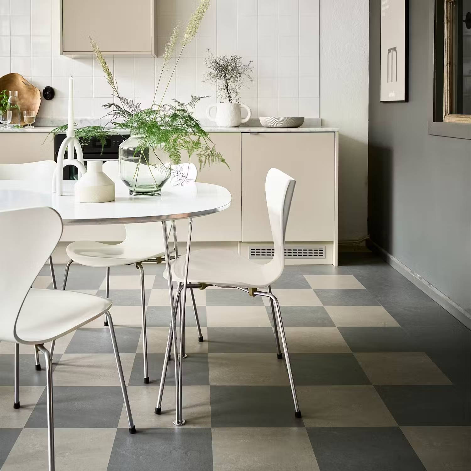 linoleumgolv-forbo-marmoleum-click-nebula-60x30-cm