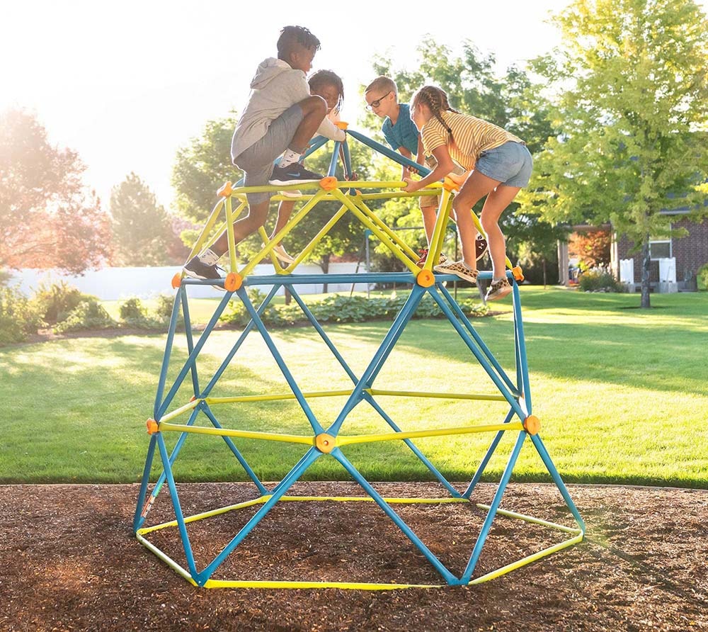 Lifetime_Klettergeruest_Geodome_blau_lime_Lifestyl