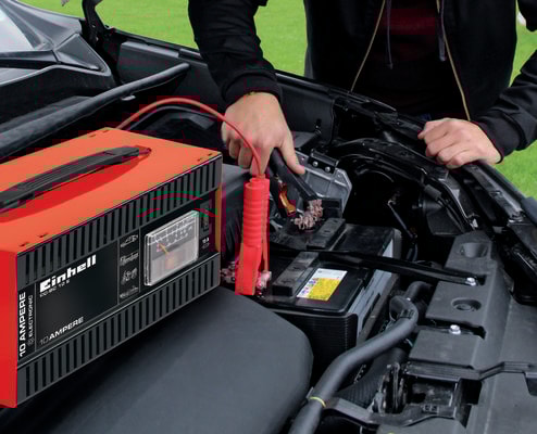 einhell-car-classic-batteriladdare-cc-bc-10-e-exam