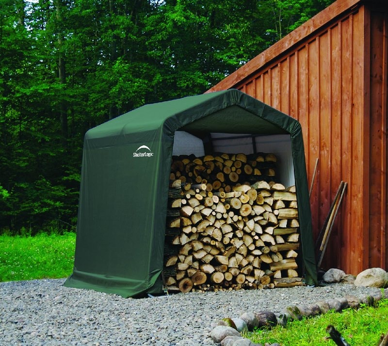 ShelterLogic_Geraetehaus_240x240cm_gruen_Lifestyle