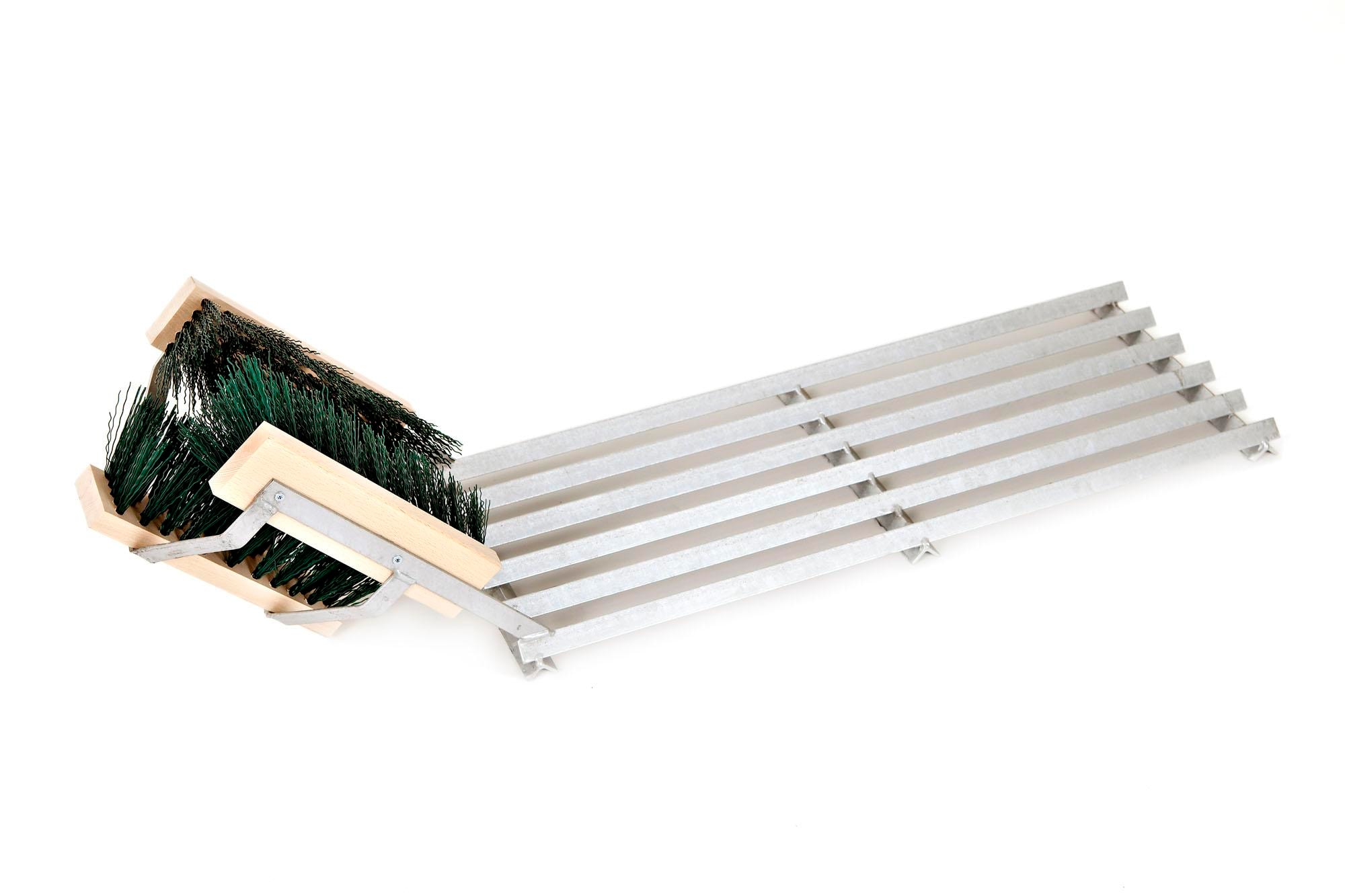 Varax 753 skraberist pulverlakeret mat sort med støvlebørste